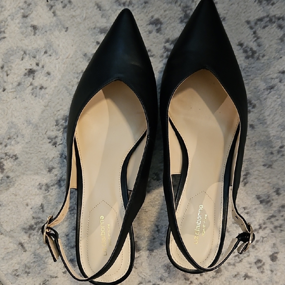 Liz Claiborne Black Pointed Toe Slingback Heels